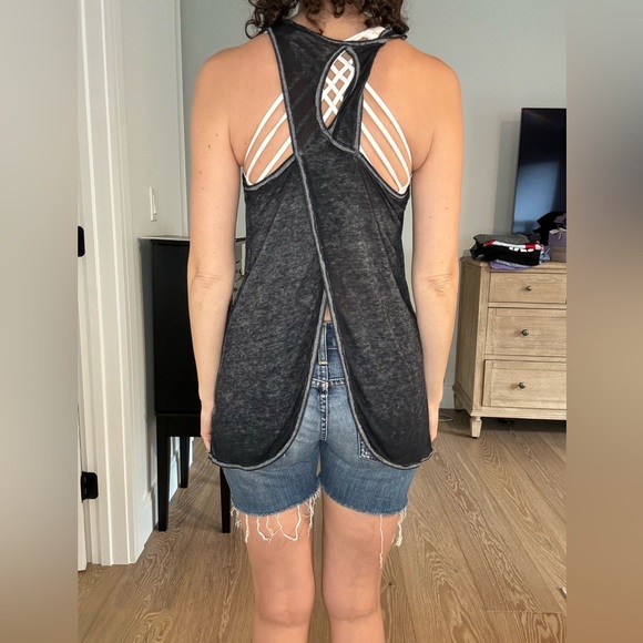 Lot of 3 Mossimo Open Back Tanks - Picture 7 of 10